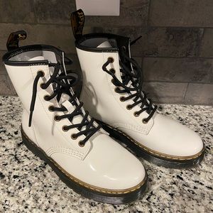 Dr. Martens Zavala Lace up Boots - size 5 - White with black